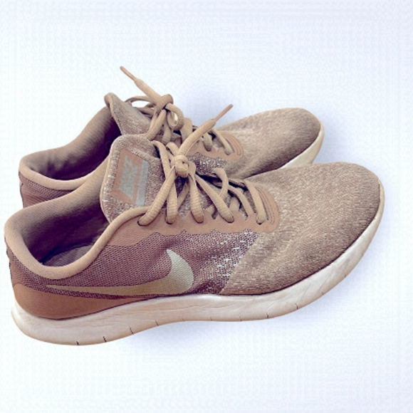 ROSE Nike Runners. Size 7.5. - Picture 1 of 6